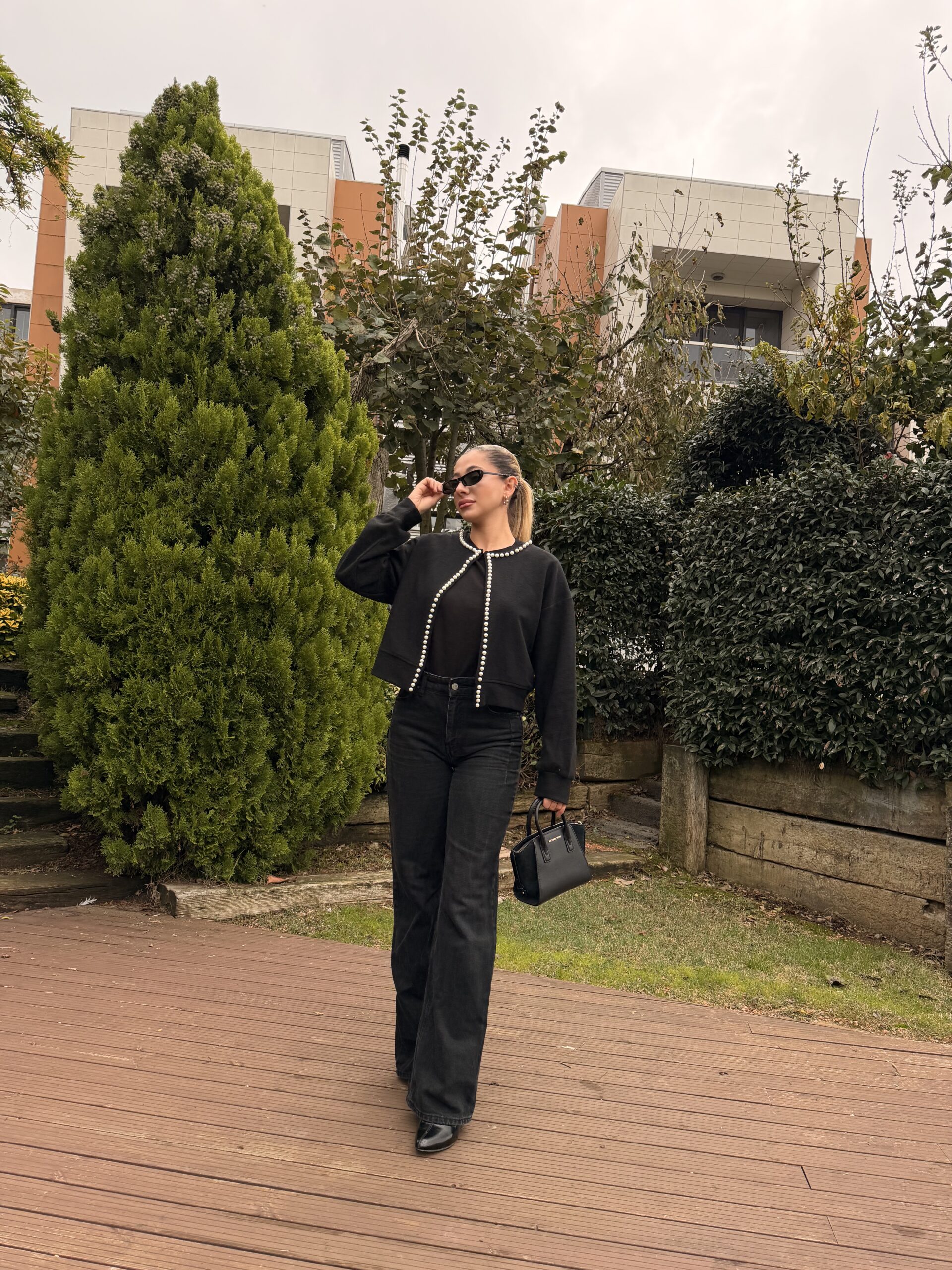 İnci Detaylı Triko Hırka